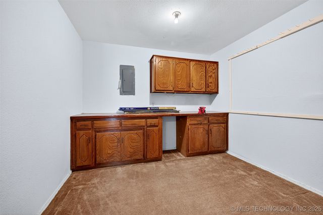 471 Rolling Wood Hills, Durant, OK 74701