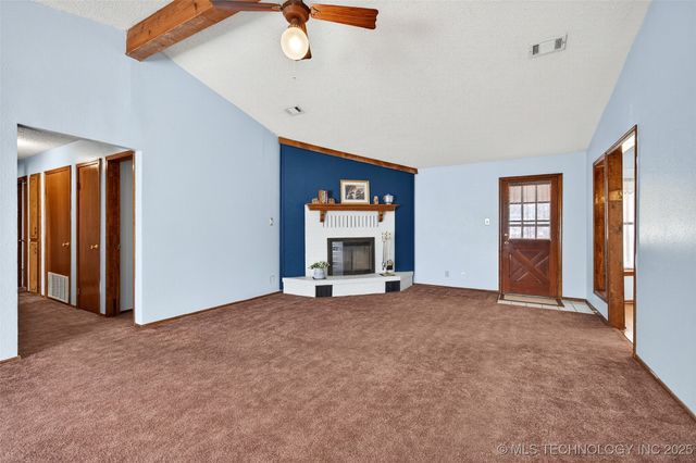 471 Rolling Wood Hills, Durant, OK 74701