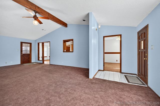 471 Rolling Wood Hills, Durant, OK 74701