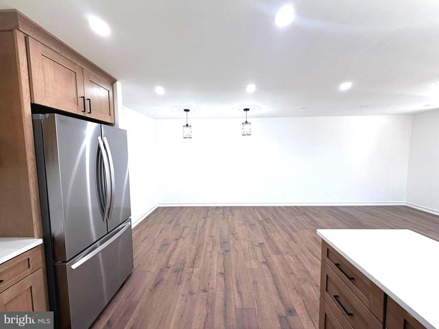 601 COLEBROOK RD, Philadelphia, PA 19115