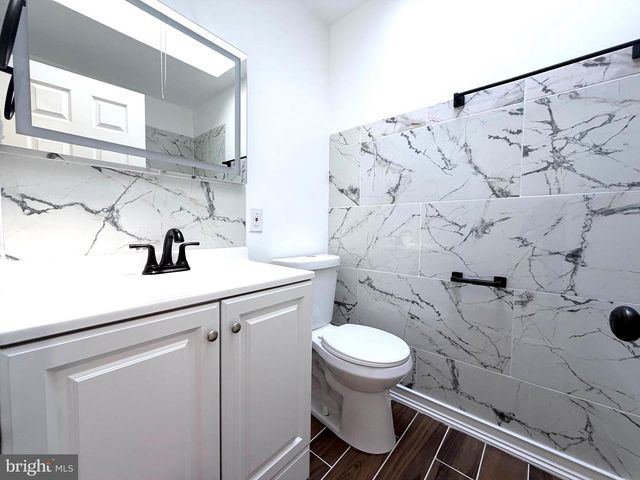 601 COLEBROOK RD, Philadelphia, PA 19115