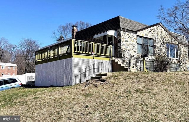 601 COLEBROOK RD, Philadelphia, PA 19115