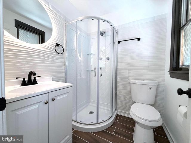 601 COLEBROOK RD, Philadelphia, PA 19115