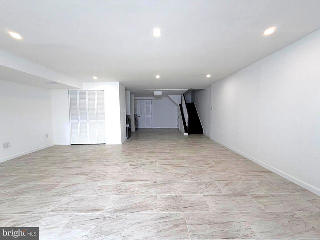 601 COLEBROOK RD, Philadelphia, PA 19115