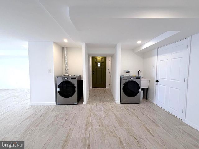 601 COLEBROOK RD, Philadelphia, PA 19115