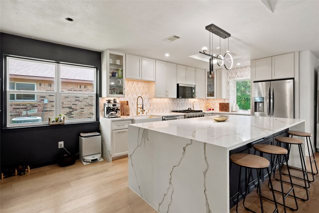 311 Sycamore Creek Road, Allen, TX 75002