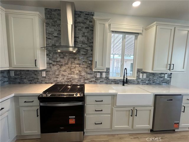 40 Via Entrada, Tustin, CA 92780