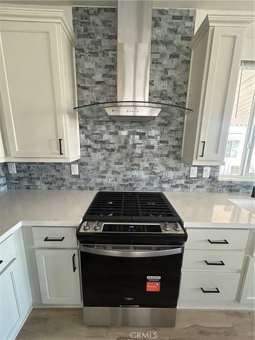 40 Via Entrada, Tustin, CA 92780