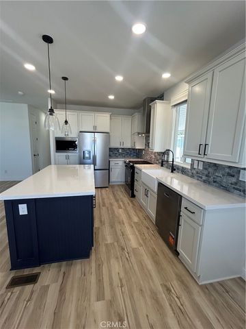 40 Via Entrada, Tustin, CA 92780