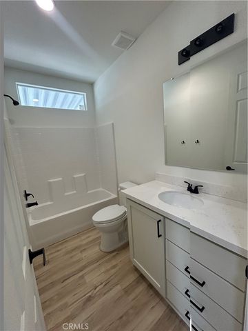 40 Via Entrada, Tustin, CA 92780