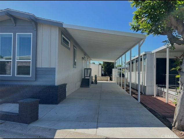 40 Via Entrada, Tustin, CA 92780
