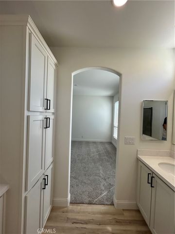 40 Via Entrada, Tustin, CA 92780