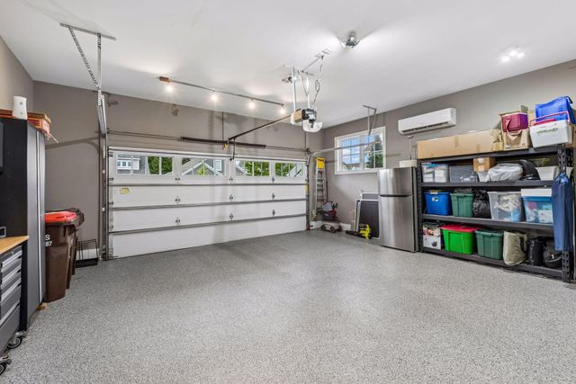 5010 Dale Ridge Road, Woodbury, MN 55129