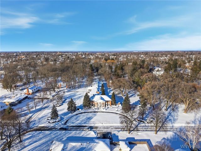 1 Sargent Drive, Lockport City, NY 14094