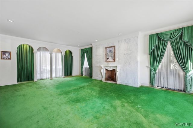 1 Sargent Drive, Lockport City, NY 14094