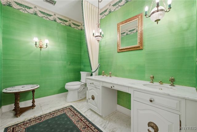 1 Sargent Drive, Lockport City, NY 14094