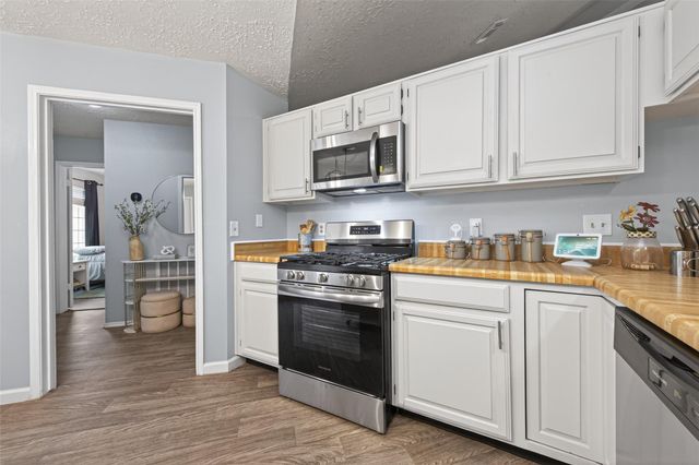 2026 Musket Ridge Drive, Richmond, TX 77406