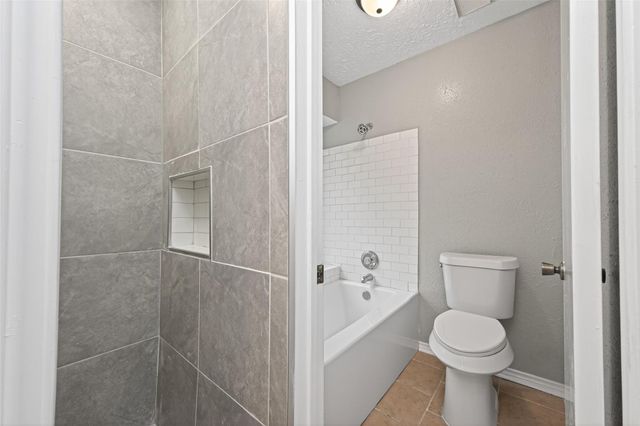 2026 Musket Ridge Drive, Richmond, TX 77406