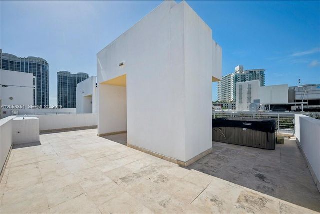 3339 Virginia Street PH3, Miami, FL 33133
