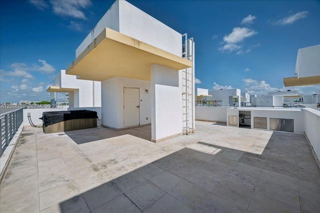 3339 Virginia Street PH3, Miami, FL 33133