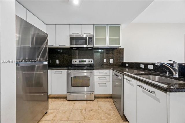 3339 Virginia Street PH3, Miami, FL 33133
