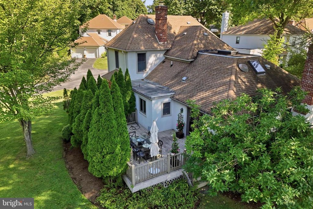 19 HIGHFIELD LN, WAYNE, PA 19087 — photo 2