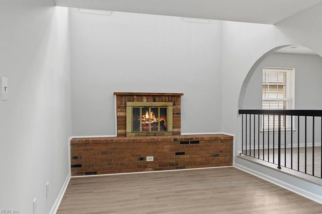 1253 Shawn DR, Virginia Beach, VA 23453