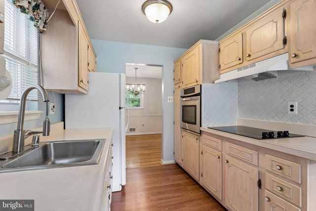1506 AINSLEY RD, Silver Spring, MD 20904