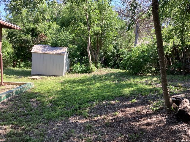 7502 GLACIER LN, San Antonio, TX 78209