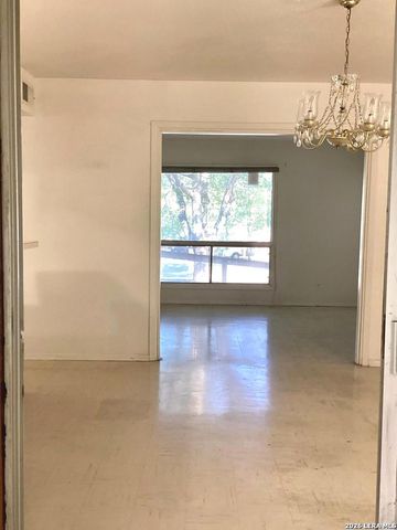 7502 GLACIER LN, San Antonio, TX 78209