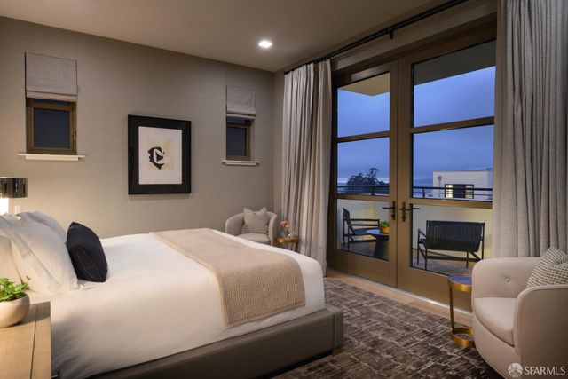 36 Meadow Drive 201, San Francisco, CA 94130
