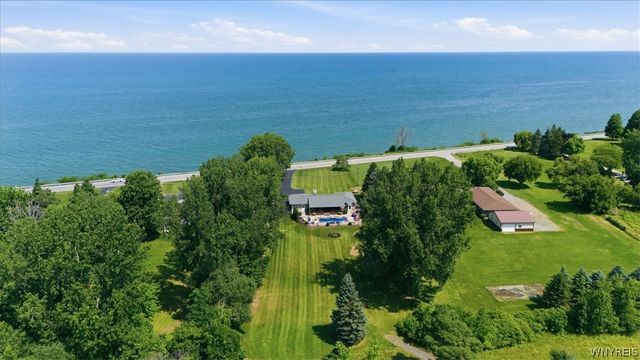 4162 East Lake Road, Wilson, NY 14172