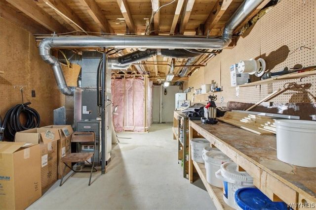 4162 East Lake Road, Wilson, NY 14172