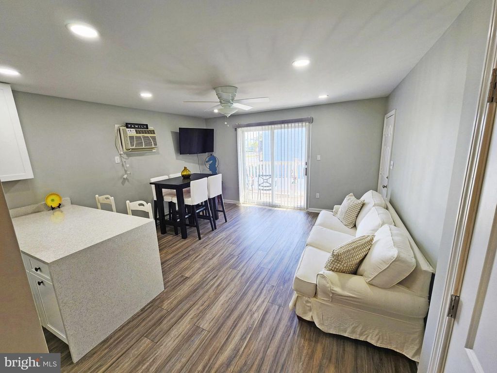 Image 12 of property listing at 14400 JARVIS AVE #110B, Ocean City, MD 21842