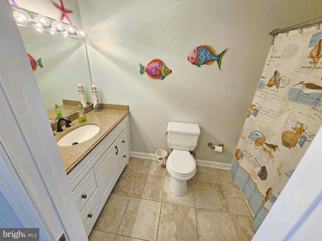 Image 13 of property listing at 14400 JARVIS AVE #110B, Ocean City, MD 21842