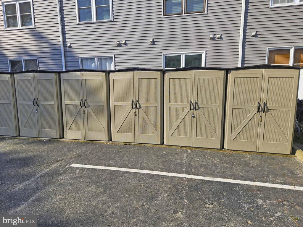 Image 14 of property listing at 14400 JARVIS AVE #110B, Ocean City, MD 21842