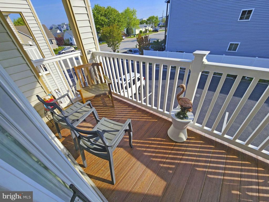 Image 6 of property listing at 14400 JARVIS AVE #110B, Ocean City, MD 21842