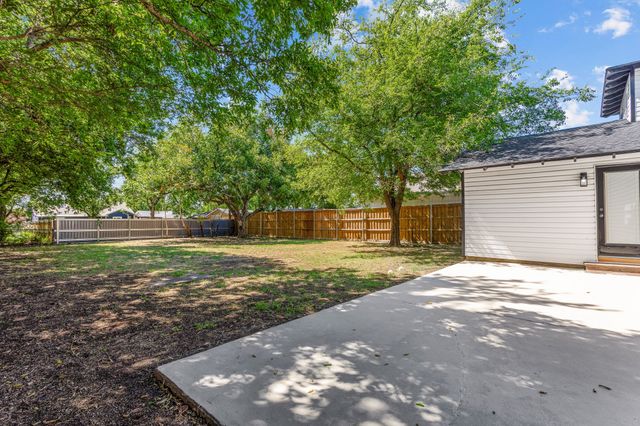 4316 Texas Drive, Dallas, TX 75211