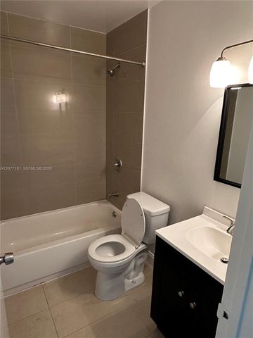 10757 Cleary Boulevard 307, Plantation, FL 33324