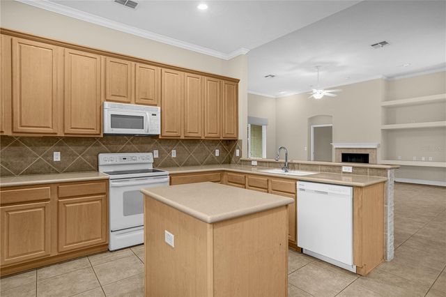 10674 WOODCHASE CIRCLE, Orlando, FL 32836