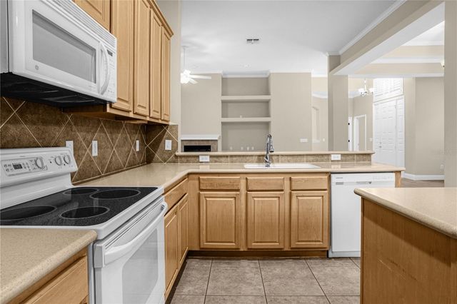 10674 WOODCHASE CIRCLE, Orlando, FL 32836