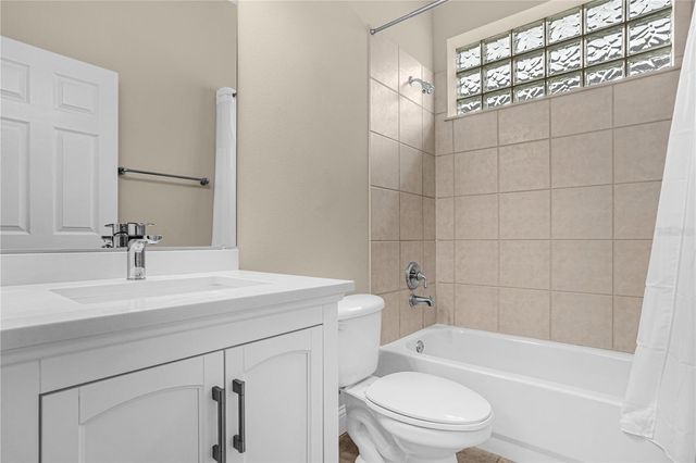 10674 WOODCHASE CIRCLE, Orlando, FL 32836