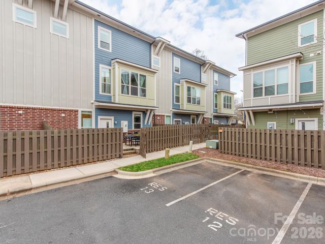 3539 Spencer Street, Charlotte, NC 28205