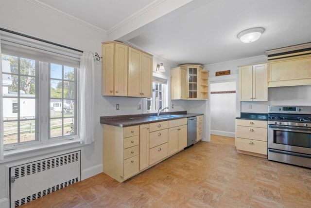 151 Cheney Street, Newport, NH 03773