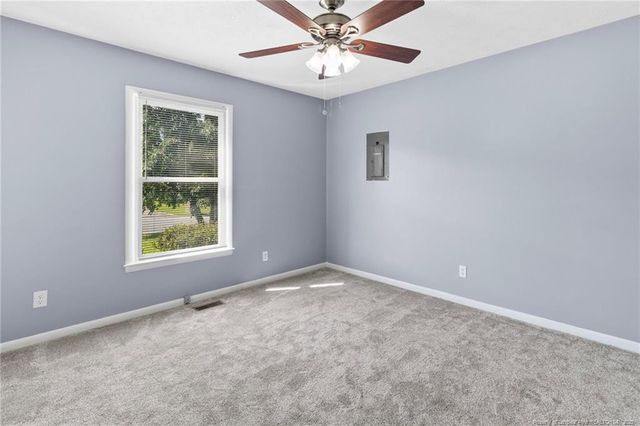 195 Paddlewheel Road, Fayetteville, NC 28314