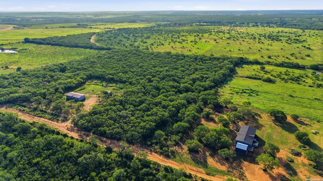 162 PR Heavens Ln, Jourdanton, TX 78026