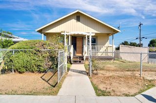 408 W Spruce Avenue, Pinedale, CA 93650