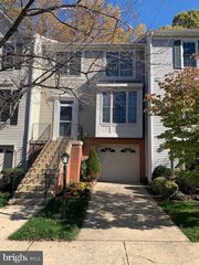 3101 SUTHERLAND HILL CT, Fairfax, VA 22031