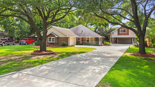 12315 Adams Run Drive, Cypress, TX 77429