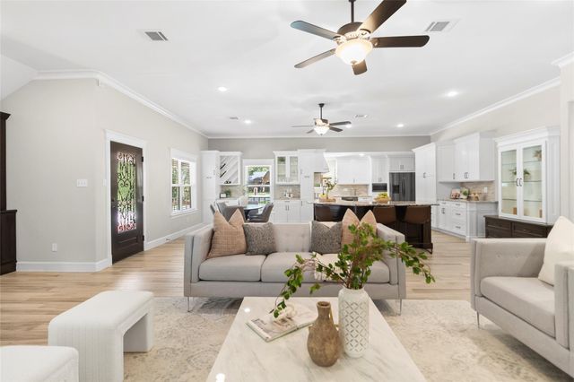 12315 Adams Run Drive, Cypress, TX 77429